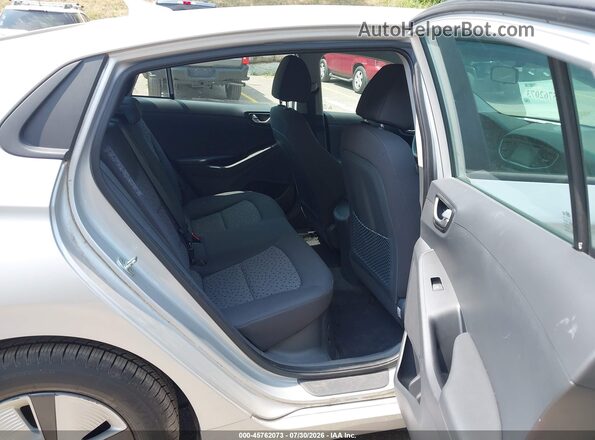 KMHC65LC1JU075911 2018 HYUNDAI IONIQ HYBRID Silver VIN կոդի պիտակի տեսք