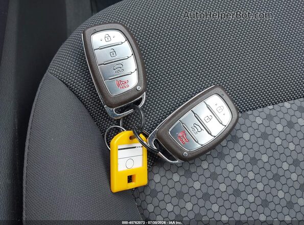 KMHC65LC1JU075911 2018 HYUNDAI IONIQ HYBRID Silver Առջևի վահանակի տեսք