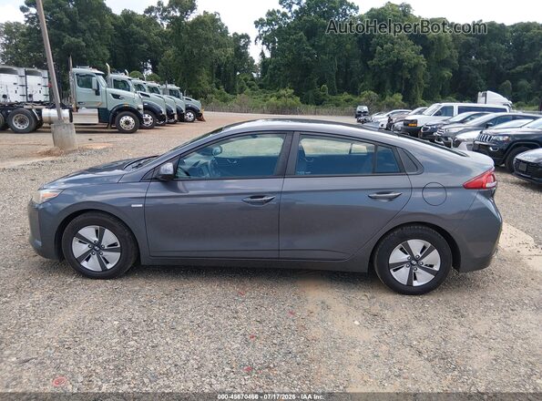 KMHC65LC1JU076086 2018 HYUNDAI IONIQ HYBRID Gray 360 interior view