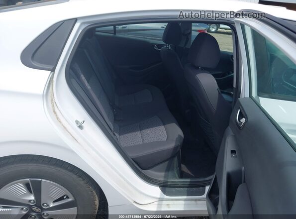 KMHC65LC1JU076167 2018 HYUNDAI IONIQ HYBRID White VIN կոդի պիտակի տեսք