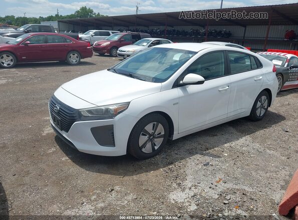 KMHC65LC1JU076167 2018 HYUNDAI IONIQ HYBRID White Առջևի ձախ երեք քառորդ տեսարան