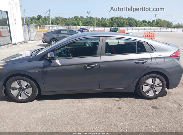 KMHC65LC1JU100192 2018 HYUNDAI IONIQ HYBRID Gray სალონის 360-გრადუსიანი ხედი