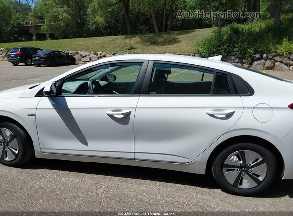 KMHC65LC1LU220304 2020 HYUNDAI IONIQ HYBRID White 