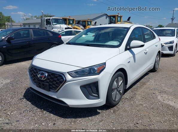 KMHC65LC1LU231108 2020 HYUNDAI IONIQ HYBRID Белый Передняя левая четверть