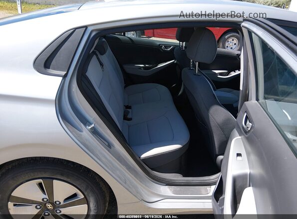 KMHC65LC1MU249724 2021 HYUNDAI IONIQ HYBRID Silver Widok naklejki z numerem VIN
