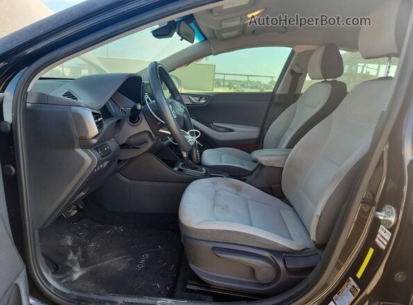 KMHC65LC1NU281235 2022 HYUNDAI IONIQ Black Widok wnętrza z przodu