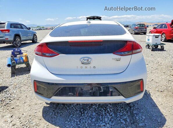 KMHC65LC2HU026839 2017 HYUNDAI IONIQ White Widok z tyłu
