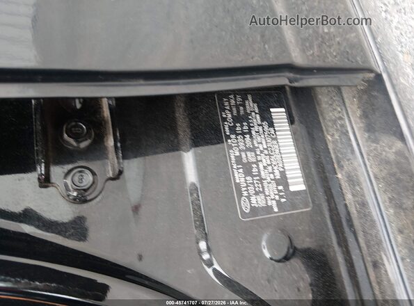 KMHC65LC2JU075965 2018 HYUNDAI IONIQ HYBRID Black Widok komory silnika