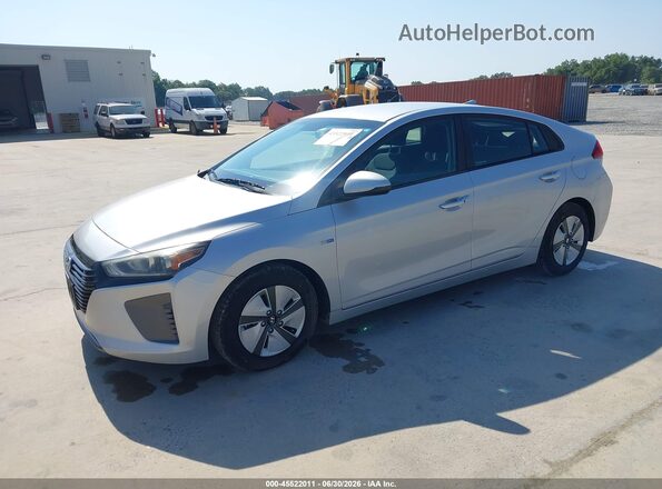 KMHC65LC2KU107623 2019 HYUNDAI IONIQ HYBRID Silver Առջևի ձախ երեք քառորդ տեսարան