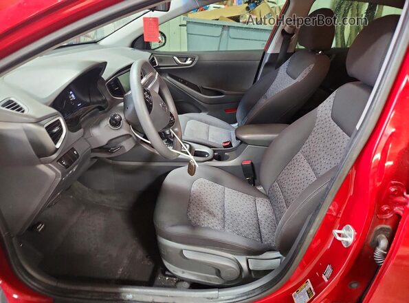 KMHC65LC2KU110697 2019 HYUNDAI IONIQ Red Front interior view