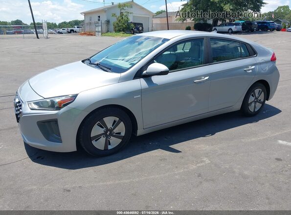 KMHC65LC2LU219842 2020 HYUNDAI IONIQ HYBRID Silver Front left