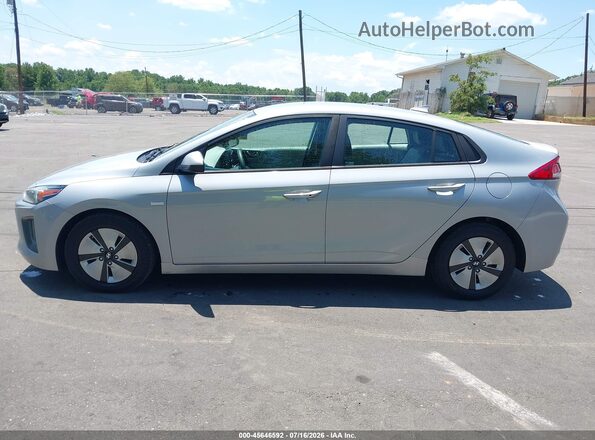 KMHC65LC2LU219842 2020 HYUNDAI IONIQ HYBRID Silver 