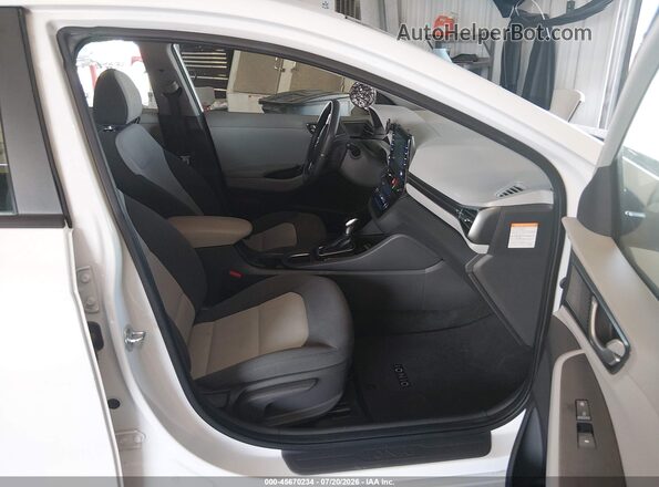 KMHC65LC2LU220280 2020 HYUNDAI IONIQ HYBRID White წინა სალონის ხედი