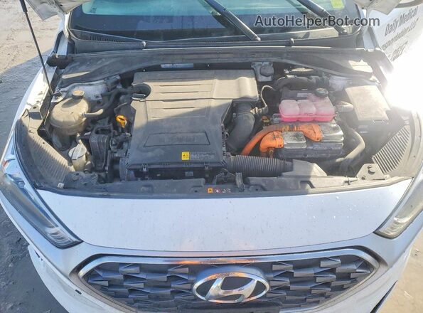 KMHC65LC2LU232204 2020 HYUNDAI IONIQ White Rear interior view