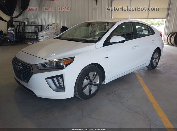 KMHC65LC2LU233501 2020 HYUNDAI IONIQ HYBRID Gray წინა მარცხენა ხედი სამი მეოთხედიდან