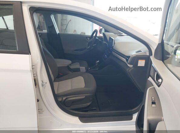 KMHC65LC2LU233501 2020 HYUNDAI IONIQ HYBRID Gray წინა სალონის ხედი
