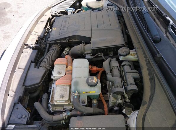 KMHC65LC3JU075800 2018 HYUNDAI IONIQ HYBRID White Вид ззаду