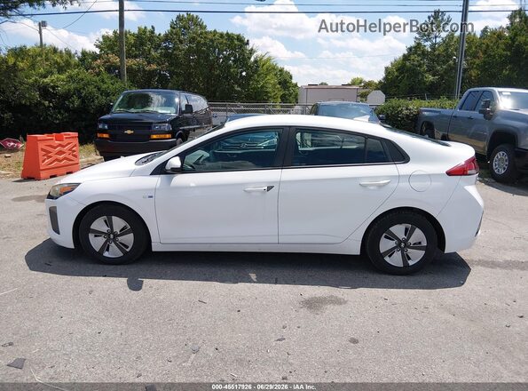 KMHC65LC3JU075800 2018 HYUNDAI IONIQ HYBRID White 