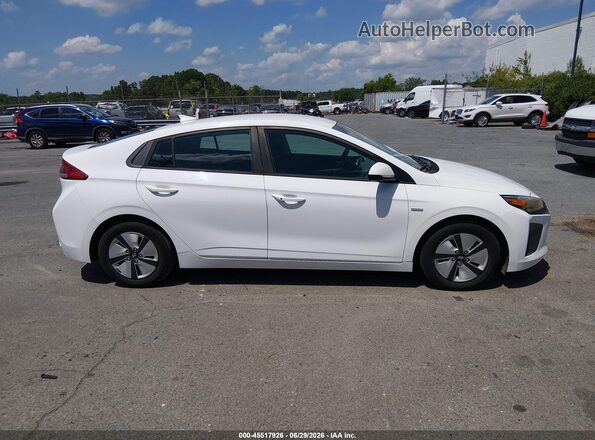 KMHC65LC3JU075800 2018 HYUNDAI IONIQ HYBRID White 