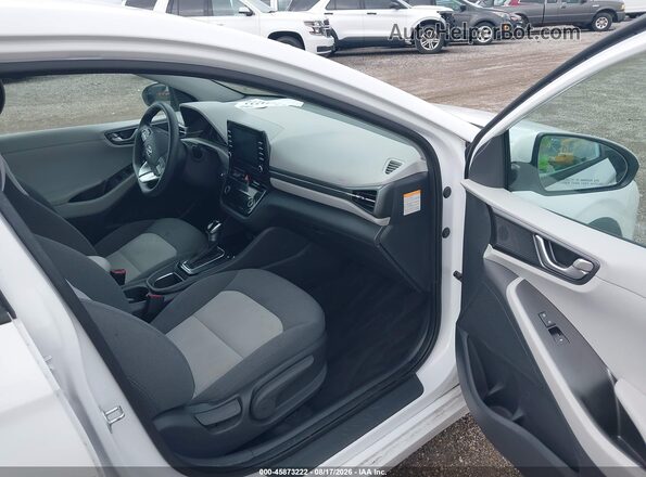 KMHC65LC3LU232731 2020 HYUNDAI IONIQ HYBRID White Вид салону спереду
