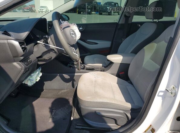 KMHC65LC3MU250180 2021 HYUNDAI IONIQ White Սալոնի դիմացի տեսք