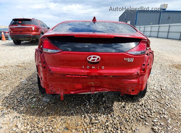 KMHC65LC3MU251670 2021 HYUNDAI IONIQ Красный Вид сзади