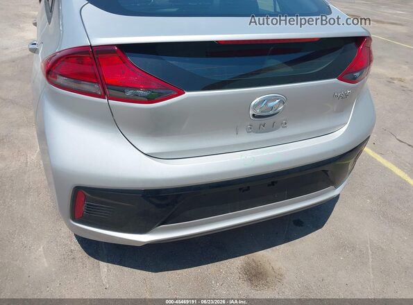 KMHC65LC4JU099734 2018 HYUNDAI IONIQ HYBRID Gray Вид спереду