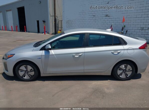 KMHC65LC4JU099734 2018 HYUNDAI IONIQ HYBRID Gray Панорамний вид салону 360°