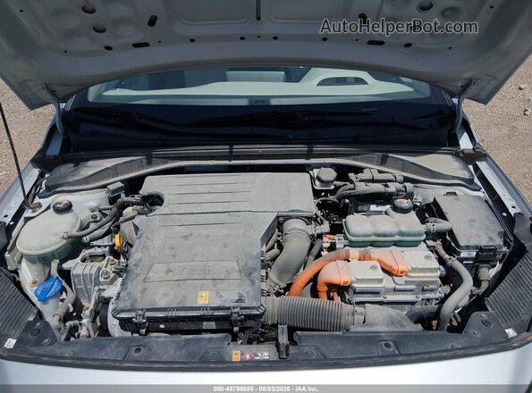 KMHC65LC4LU219843 2020 HYUNDAI IONIQ HYBRID Silver უკანა ხედი