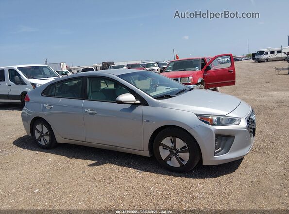 KMHC65LC4LU219843 2020 HYUNDAI IONIQ HYBRID Silver უკანა სალონის ხედი