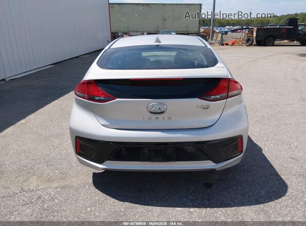 KMHC65LC5KU107678 2019 HYUNDAI IONIQ HYBRID Silver 