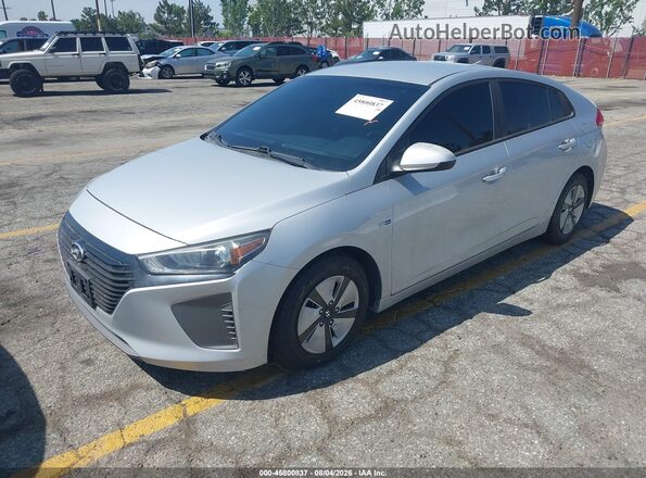 KMHC65LC5KU160140 2019 HYUNDAI IONIQ HYBRID Silver წინა მარცხენა ხედი სამი მეოთხედიდან