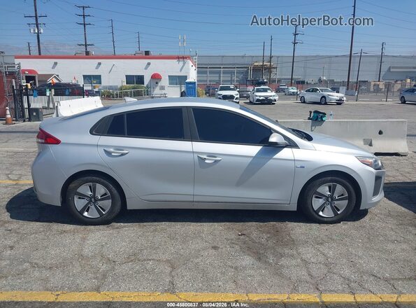 KMHC65LC5KU160140 2019 HYUNDAI IONIQ HYBRID Silver უკანა სალონის ხედი