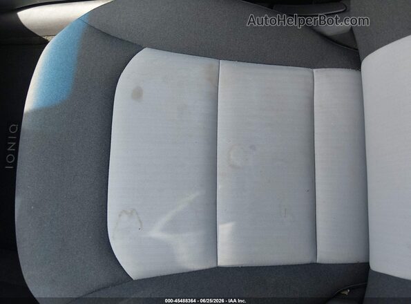 KMHC65LC5LU219589 2020 HYUNDAI IONIQ HYBRID White Vista interior trasera