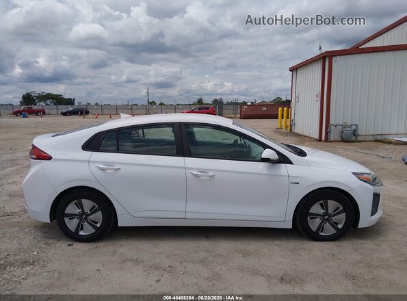 KMHC65LC5LU219589 2020 HYUNDAI IONIQ HYBRID White 