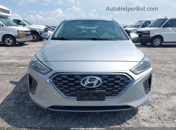 KMHC65LC6MU246804 2021 HYUNDAI IONIQ HYBRID Silver Դիմացի տեսք