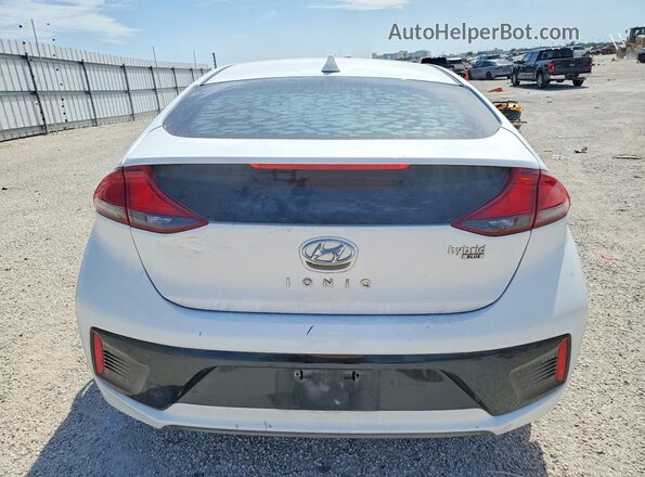 KMHC65LC7JU065271 2018 HYUNDAI IONIQ Белый Вид сзади