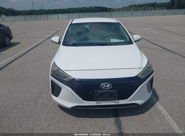 KMHC65LC7JU076318 2018 HYUNDAI IONIQ HYBRID White Widok zestawu wskaźników