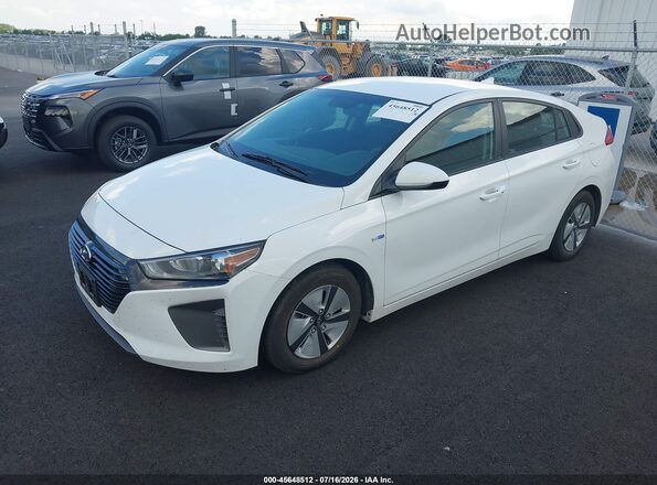 KMHC65LC7KU160043 2019 HYUNDAI IONIQ HYBRID White Առջևի ձախ երեք քառորդ տեսարան