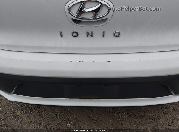 KMHC65LC7LU232554 2020 HYUNDAI IONIQ HYBRID White უკანა სალონის ხედი