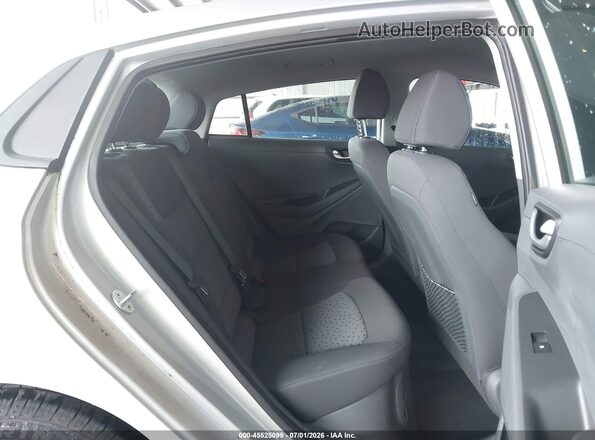 KMHC65LC8JU075159 2018 HYUNDAI IONIQ HYBRID Silver VIN კოდის სტიკერის ხედი