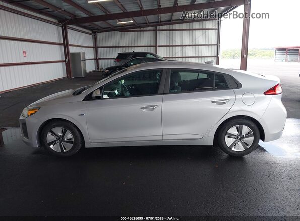 KMHC65LC8JU075159 2018 HYUNDAI IONIQ HYBRID Silver 