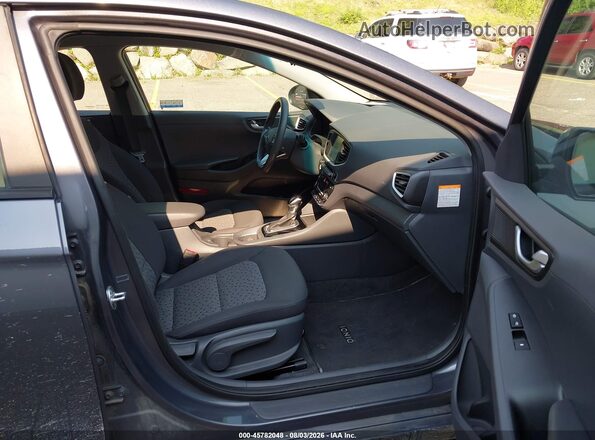 KMHC65LC8JU075436 2018 HYUNDAI IONIQ HYBRID  Սալոնի դիմացի տեսք