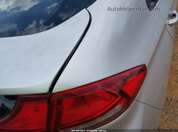 KMHC65LC8JU075713 2018 HYUNDAI IONIQ HYBRID Silver Widok z przodu
