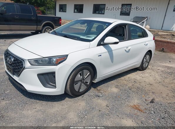 KMHC65LC8LU219098 2020 HYUNDAI IONIQ HYBRID White წინა მარცხენა ხედი სამი მეოთხედიდან
