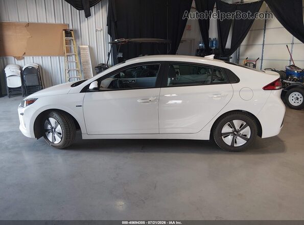 KMHC65LC8LU220283 2020 HYUNDAI IONIQ HYBRID White Widok wnętrza 360 stopni