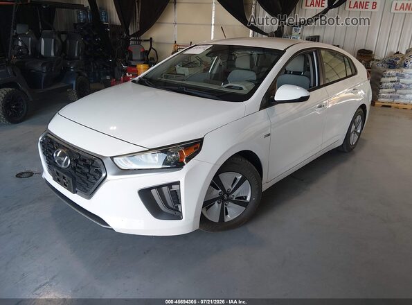 KMHC65LC8LU220283 2020 HYUNDAI IONIQ HYBRID White Przód lewy