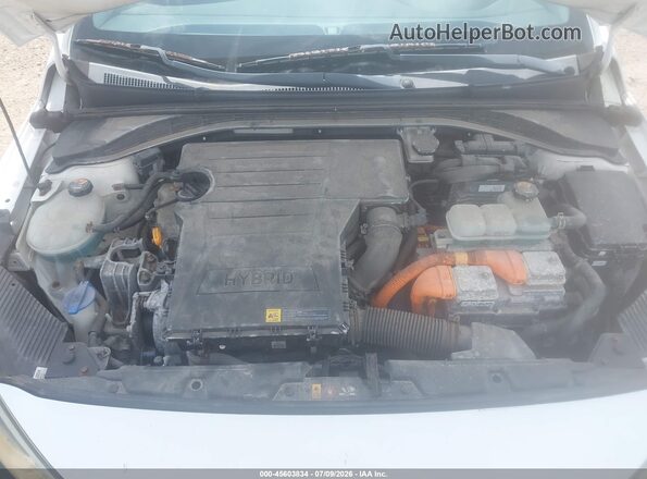 KMHC65LC9JU075753 2018 HYUNDAI IONIQ HYBRID Белый Вид сзади