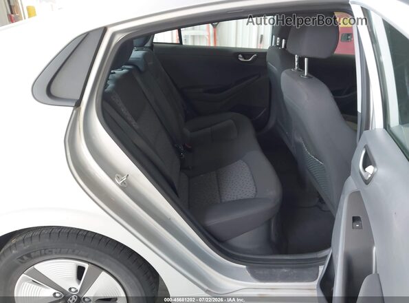 KMHC65LC9KU106887 2019 HYUNDAI IONIQ HYBRID Silver VIN կոդի պիտակի տեսք