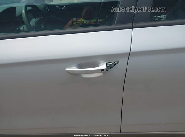 KMHC65LC9KU159248 2019 HYUNDAI IONIQ HYBRID Silver Դիմացի տեսք